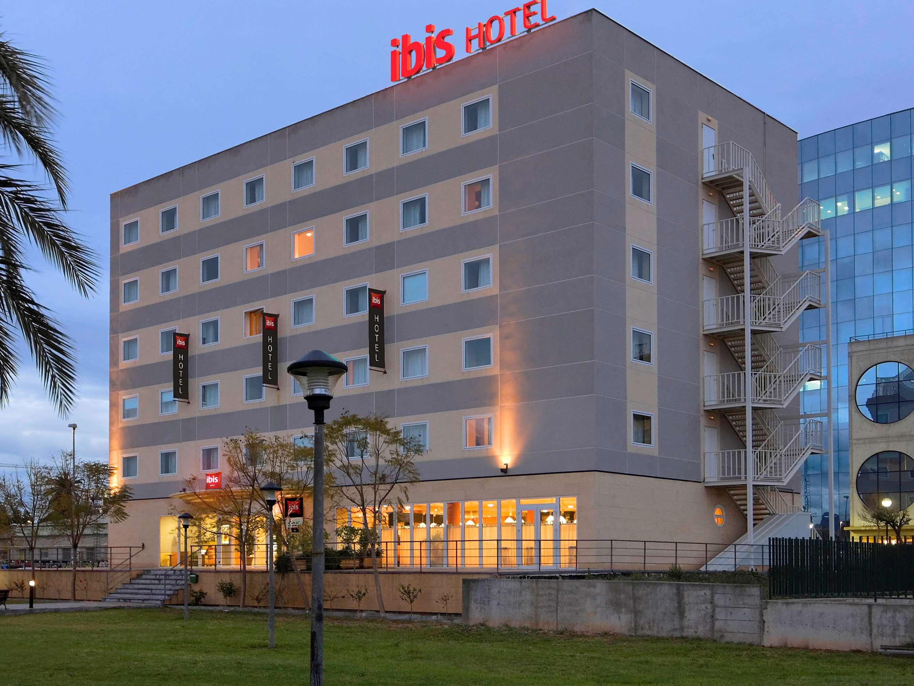 Ibis Murcia Exterior foto