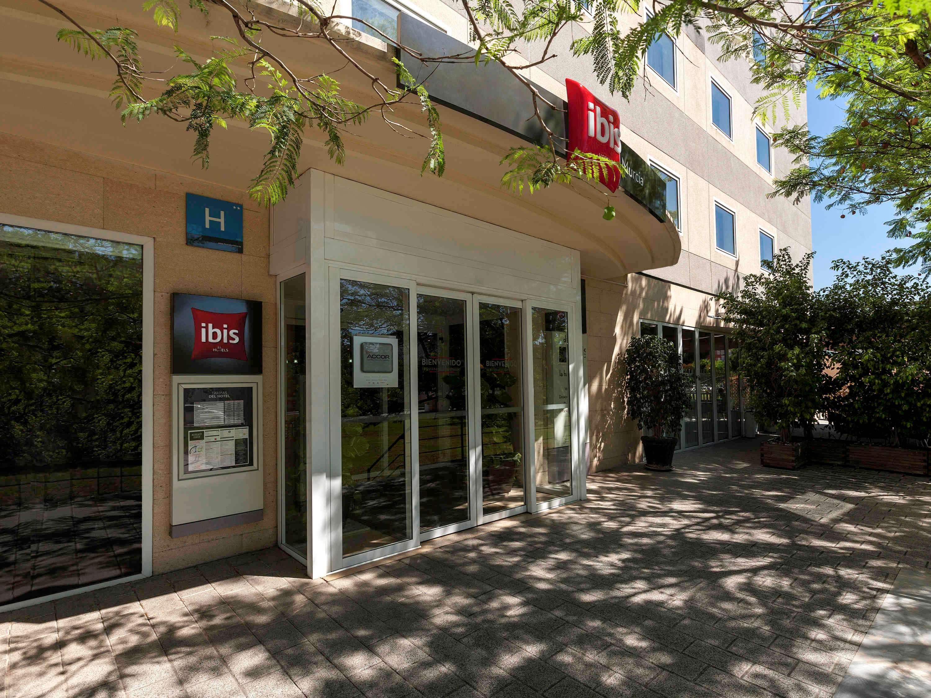 Ibis Murcia Exterior foto